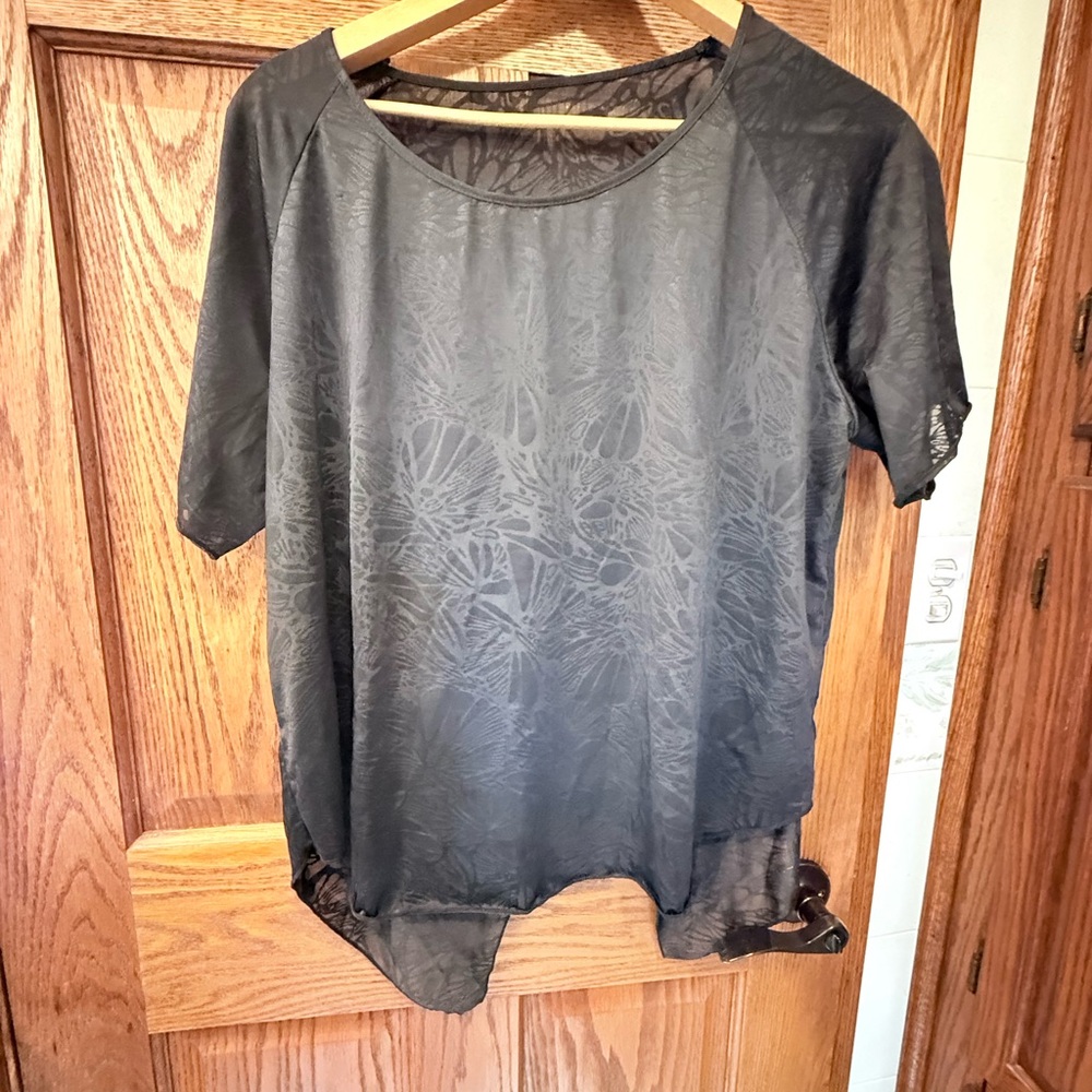 SHEIN Black Textured Women's Blouse